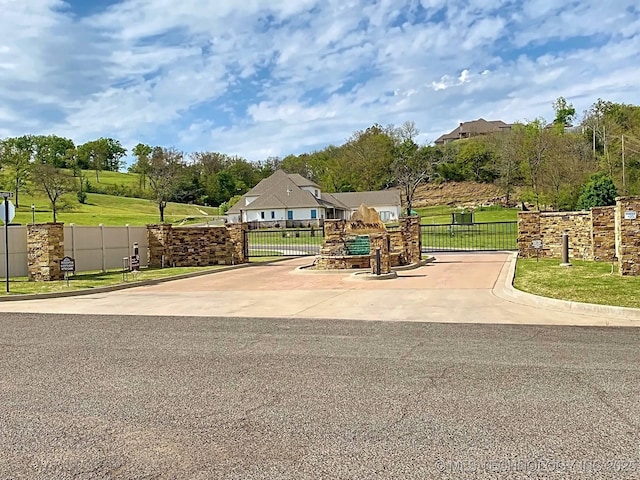 811 Winsor Pl, Tahlequah, OK 74464