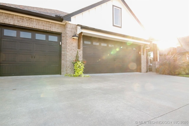 118 W 130th Pl S, Jenks, OK 74037 - garage featuring concrete driveway