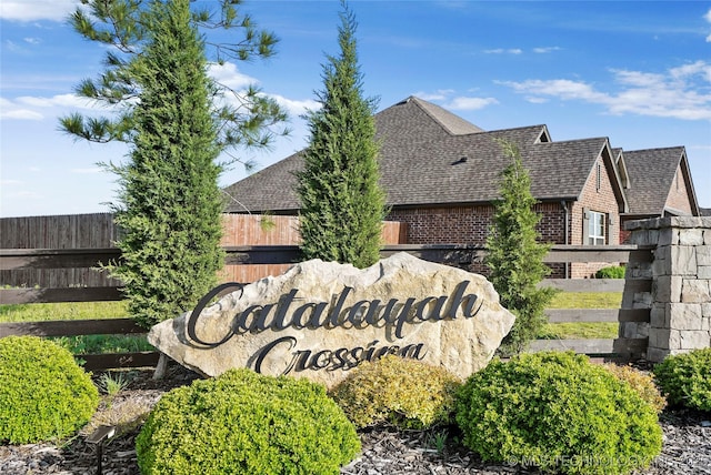 2661 S Catalayah Ln, Claremore, OK 74019 - community / neighborhood sign featuring fence