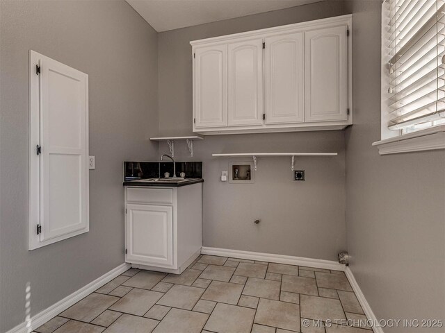 15412 E 78th St N, Owasso, OK 74055 - laundry area featuring hookup for a washing machine, hookup for an electric dryer, hookup for a gas dryer, baseboards, and cabinet space