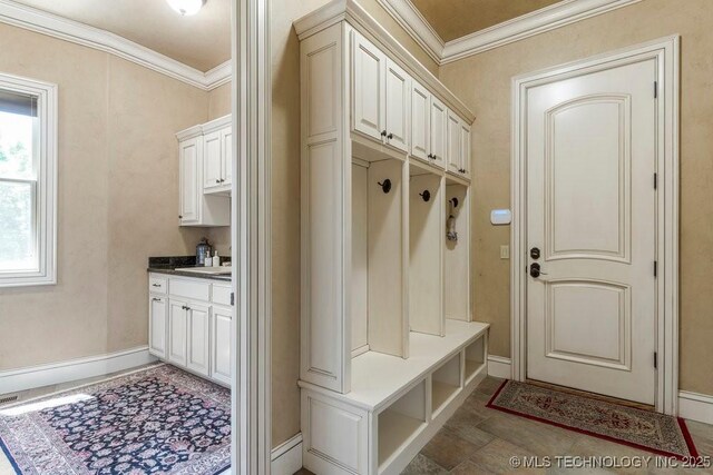 716 W 108th Pl S, Jenks, OK 74037 - mudroom with crown molding and baseboards