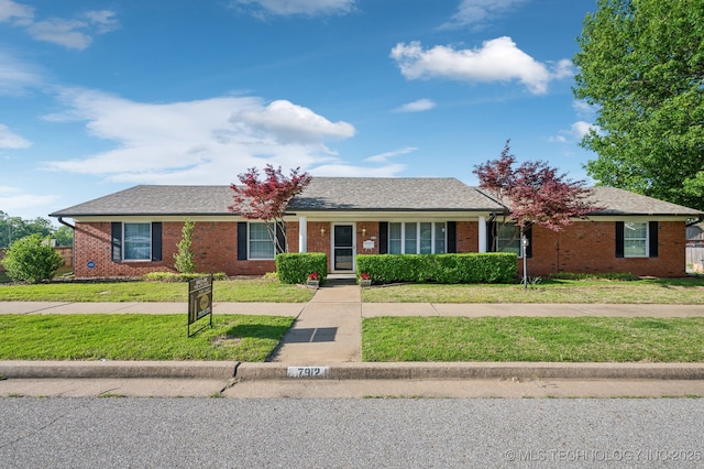 7912 E 53rd St, Tulsa, OK 74145 - photo 1