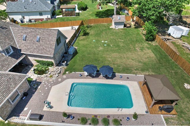 10105 S 72nd E Ave, Tulsa, OK 74133 - aerial view of property and surrounding area with a pool