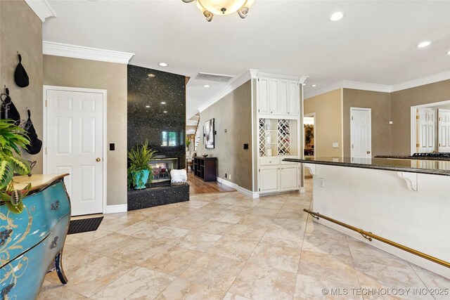 10105 S 72nd E Ave, Tulsa, OK 74133 - foyer with recessed lighting, ornamental molding, and baseboards