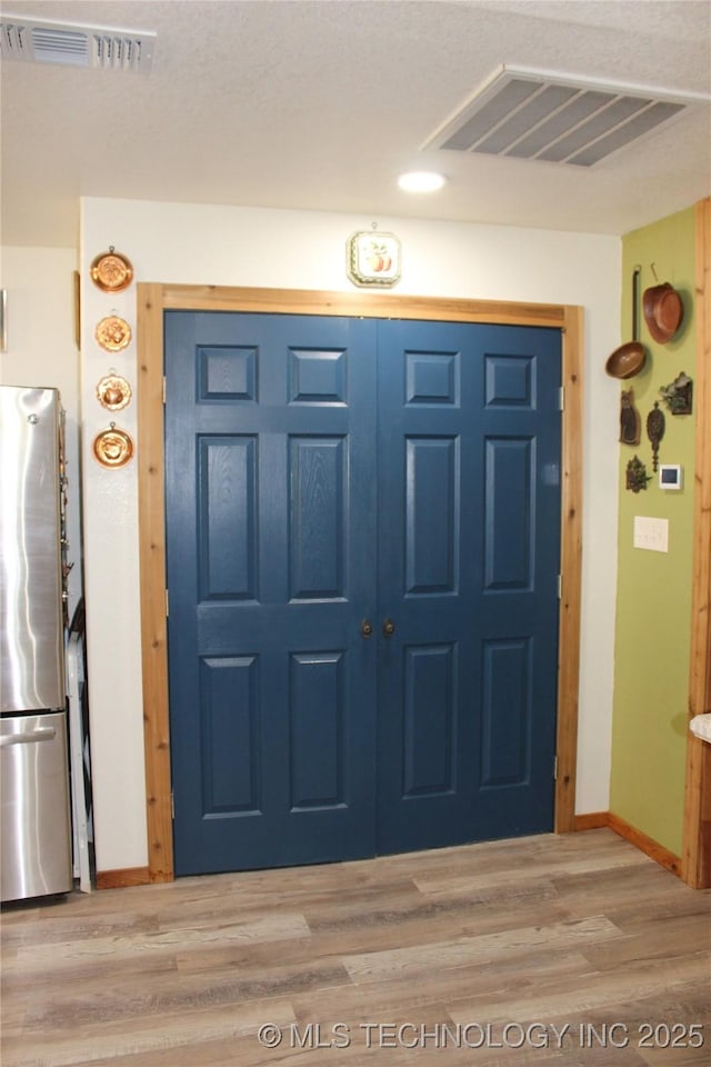 423118 E 1944th Ln, Antlers, OK 74523 - foyer with wood finished floors and baseboards