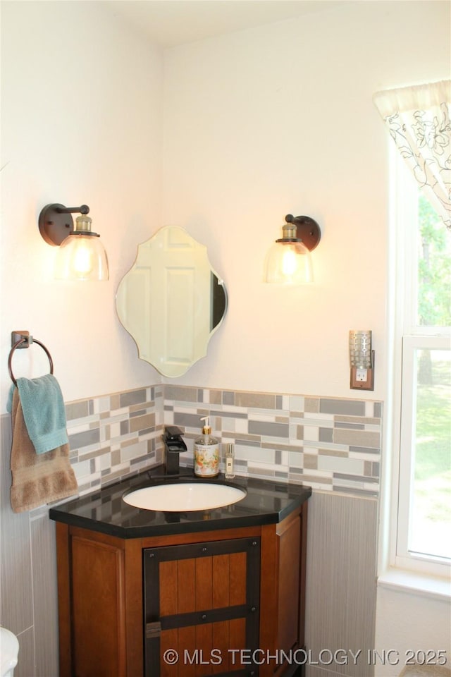 423118 E 1944th Ln, Antlers, OK 74523 - bathroom with vanity