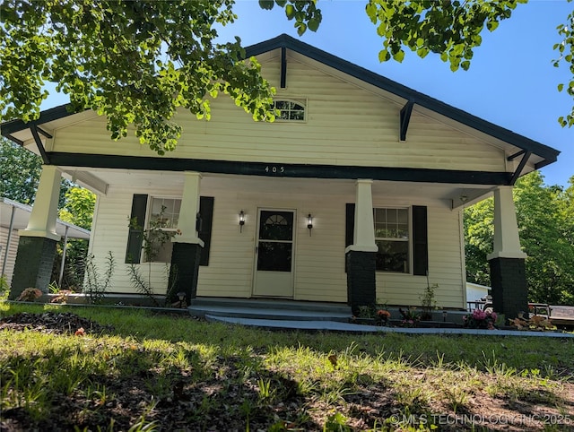 view of front of house featuring a porch