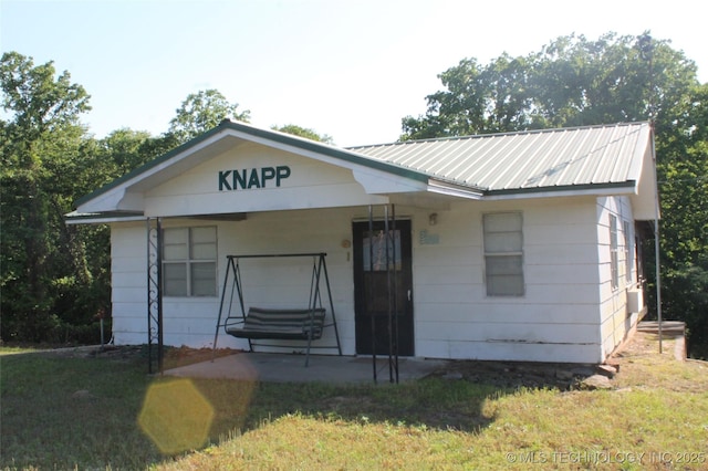 420902 E 1164th Rd, Eufaula, OK 74432 - bungalow-style home featuring metal roof