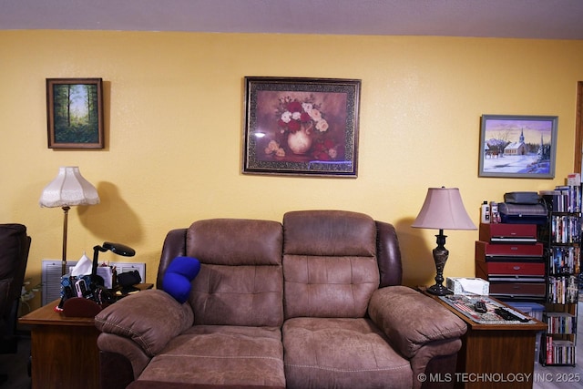 7457 S 105th St E, Braggs, OK 74423 - view of living room
