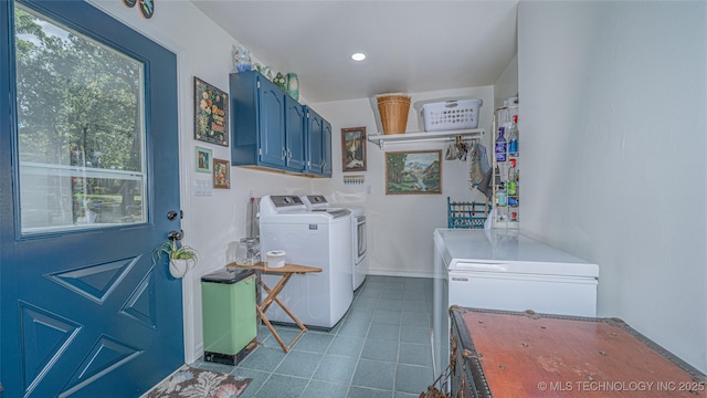 30230 S 562, Afton, OK 74331 - laundry room featuring washing machine and dryer, healthy amount of natural light, dark tile patterned floors, baseboards, and recessed lighting