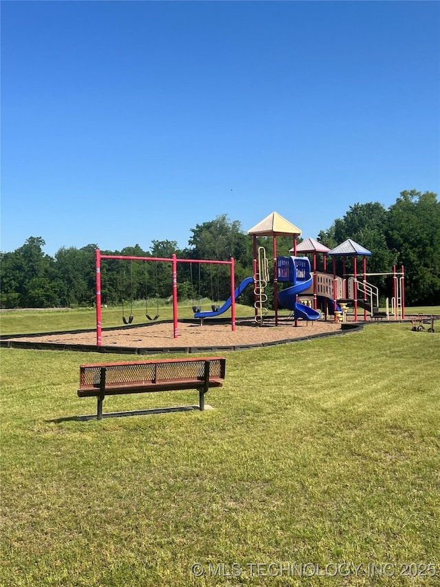 community play area with a yard