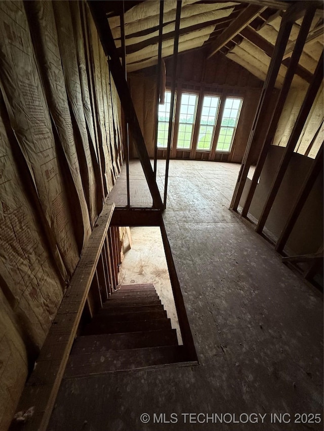 40821 N 3956th Dr, Skiatook, OK 74070 - stairway featuring vaulted ceiling