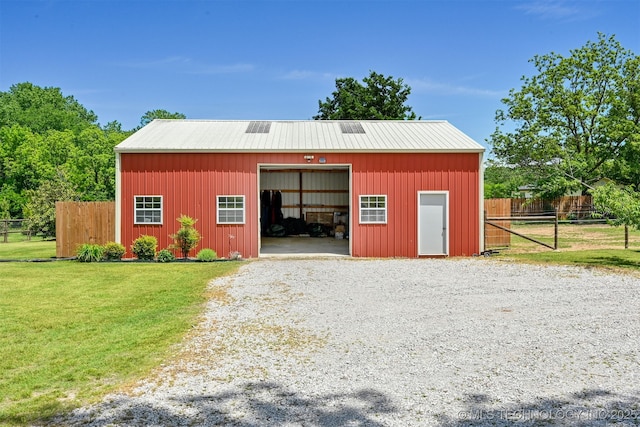 view of detached garage