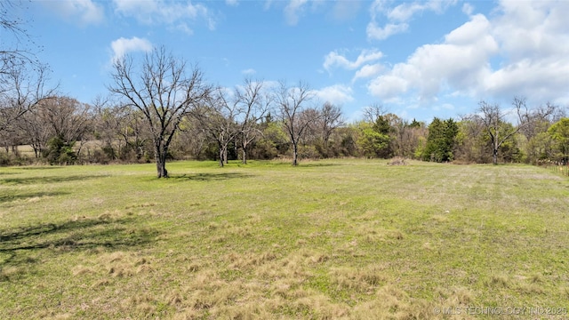 2750 Enterprise, Lone Grove, OK 73401 - view of green lawn featuring a view of countryside