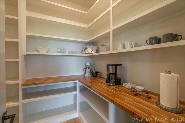 6407 N Blue Sage Dr, Owasso, OK 74055 - view of pantry