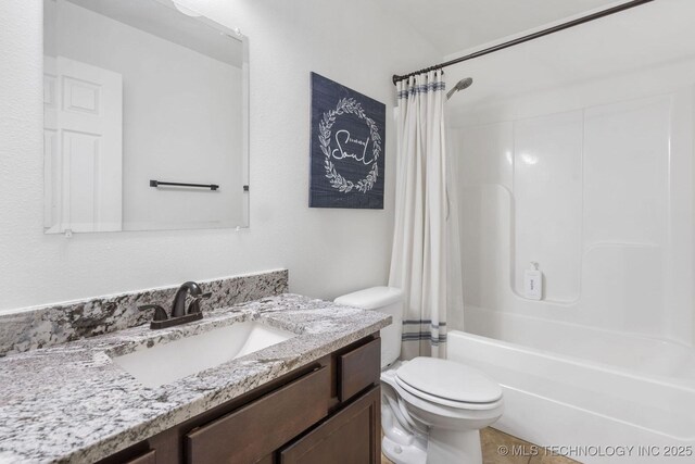 2805 W Fredericksburg St, Broken Arrow, OK 74011 - bathroom with toilet, vanity, and shower / tub combo