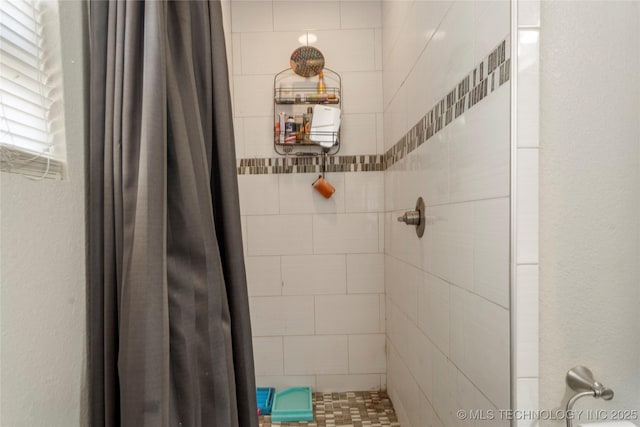 30341 E 144th St, Coweta, OK 74429 - bathroom featuring a tile shower