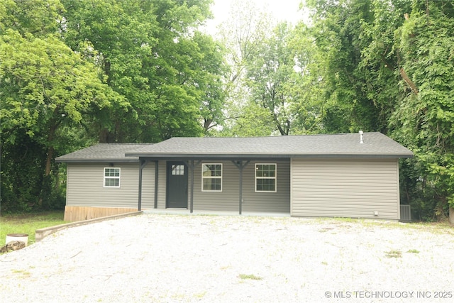 1185 E Pine St, Westville, OK 74965 - single story home featuring driveway, covered porch, and view of scattered trees