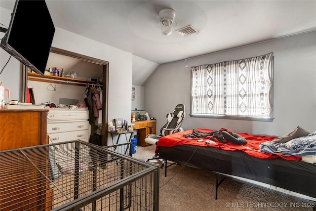 2122 E 52nd St, Tulsa, OK 74105 - bedroom featuring carpet flooring, a closet, and a ceiling fan
