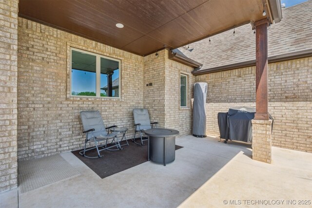9429 Bryan Rd, Shawnee, OK 74855 - view of patio with area for grilling