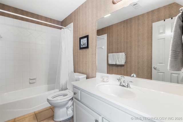 full bathroom featuring toilet, wallpapered walls, shower / tub combo with curtain, vanity, and tile patterned floors