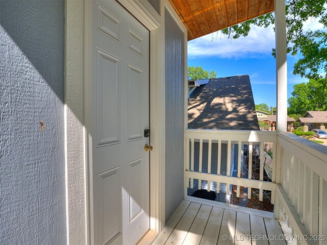 1618 S Rockford Ave, Tulsa, OK 74120 - view of doorway to property