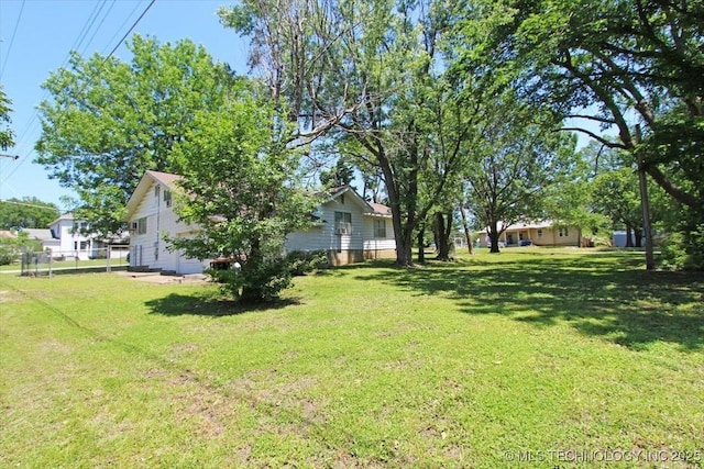 view of grassy yard