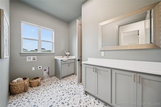 2607 E 135th Dr S, Bixby, OK 74008 - bathroom with vanity and baseboards