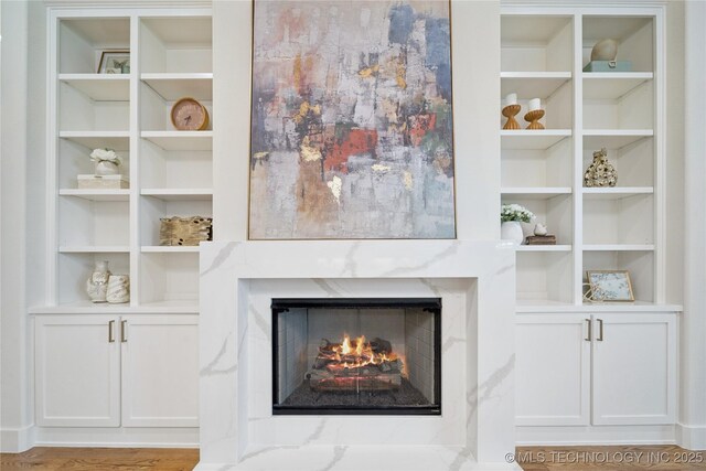 2607 E 135th Dr S, Bixby, OK 74008 - detailed view of a fireplace