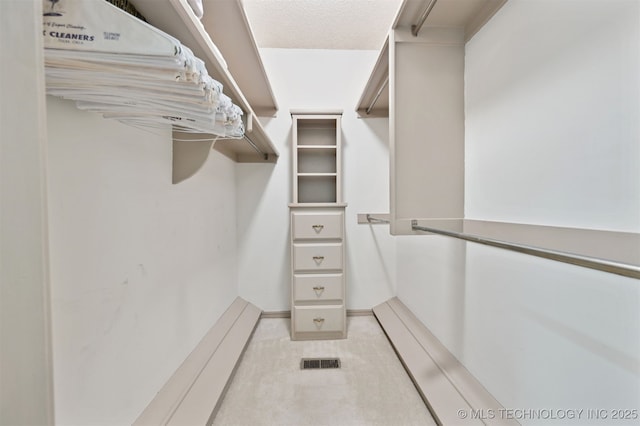 2956 E 69th St, Tulsa, OK 74136 - view of spacious closet