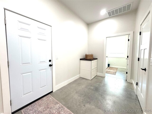 116645 S 4215th Rd, Eufaula, OK 74432 - entryway with baseboards and concrete floors