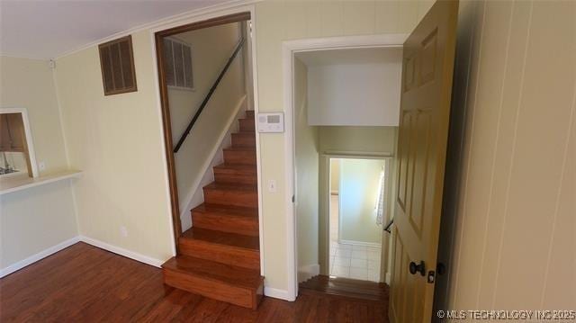 411 S 3rd, Eufaula, OK 74432 - staircase with wood finished floors and baseboards