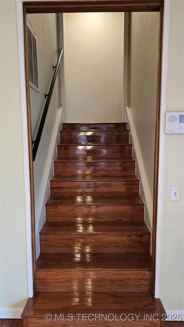 411 S 3rd, Eufaula, OK 74432 - staircase with wood finished floors