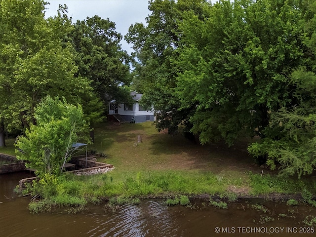 9 L B May Scenic Ln, Pawhuska, OK 74056 - view of yard featuring a water view