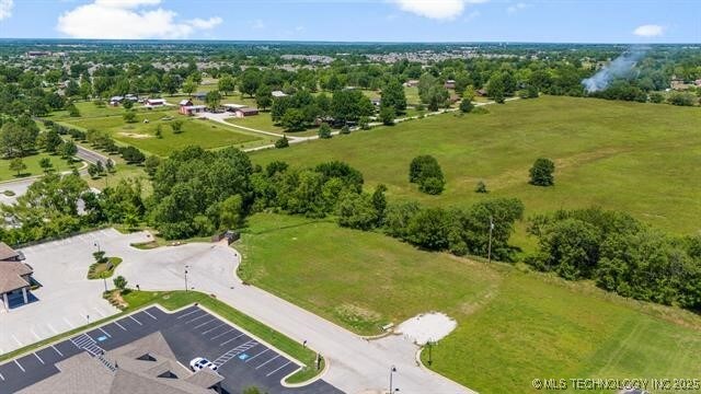 12805 E 101st Pl, Owasso, OK 74055