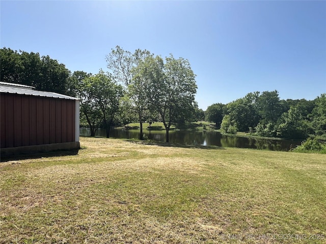 514 Lakeshore St, Durant, OK 74701 - view of grassy yard featuring a water view