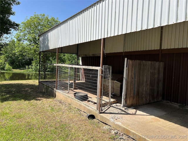 514 Lakeshore St, Durant, OK 74701 - view of outdoor structure with a water view and an exterior structure