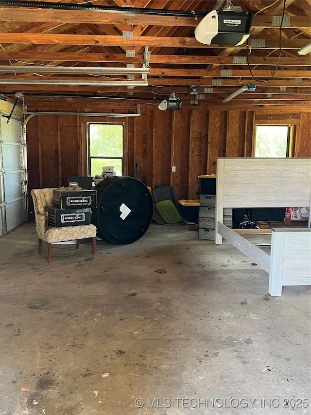 514 Lakeshore St, Durant, OK 74701 - garage featuring a garage door opener