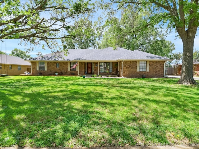 2208 Hickory Dr, Ardmore, OK 73401 - photo 1