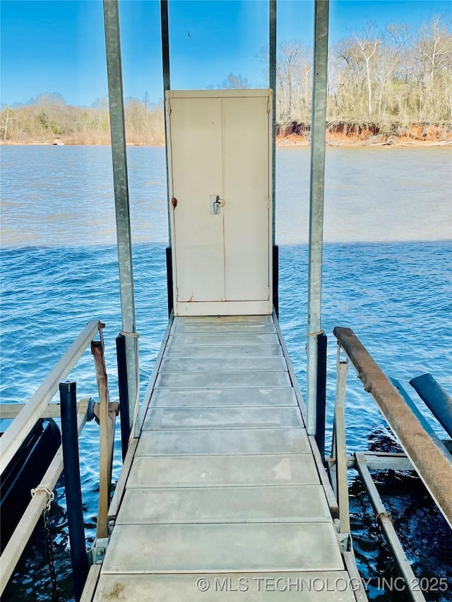 dock featuring a water view