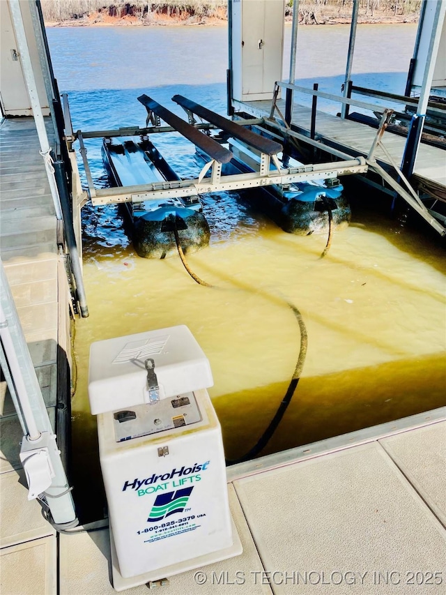 dock featuring a water view