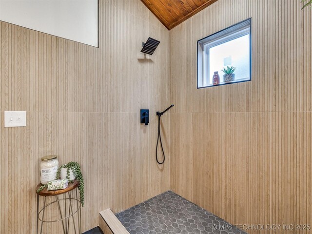 2528 E 57th St, Tulsa, OK 74105 - bathroom with tiled shower and lofted ceiling
