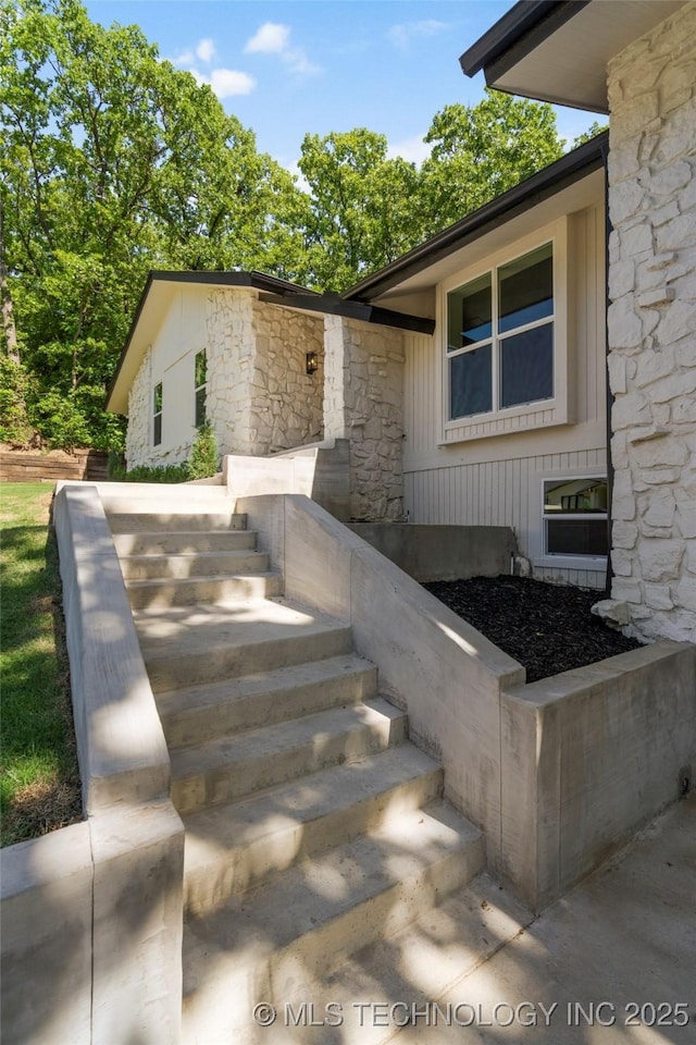 3442 E 75th Pl, Tulsa, OK 74136 - property entrance featuring stone siding