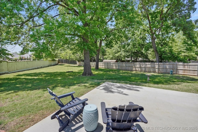 3606 E 70th Pl, Tulsa, OK 74136 - view of yard featuring a patio area