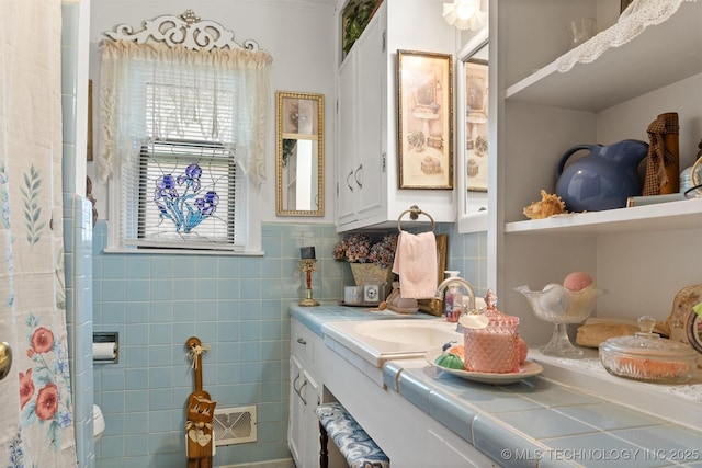 819 W Elm St, Durant, OK 74701 - full bathroom featuring vanity
