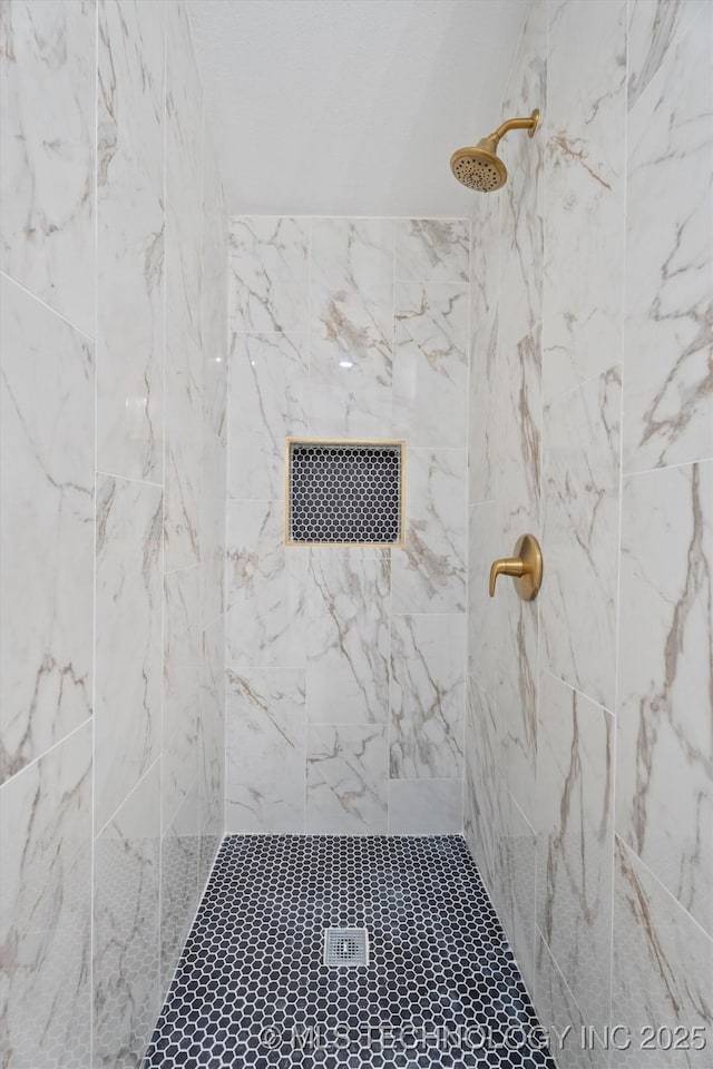 3919 E Archer St, Tulsa, OK 74115 - bathroom with tiled shower