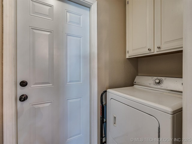 124 Canterbury Ct, Bartlesville, OK 74006 - laundry area featuring washer / clothes dryer and cabinet space
