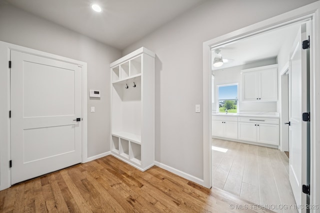 682 W 113th Ct S, Jenks, OK 74037 - mudroom with light wood-style floors and recessed lighting
