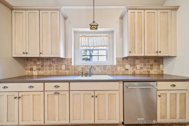 8008 S Juniper Ave, Broken Arrow, OK 74011 - kitchen featuring dishwasher, a sink, dark countertops, and light brown cabinetry