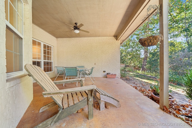 8008 S Juniper Ave, Broken Arrow, OK 74011 - view of patio / terrace featuring a ceiling fan and outdoor dining space